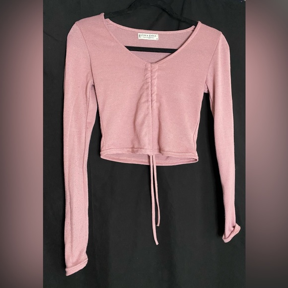 Pink long sleeve crop top - Picture 1 of 3